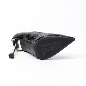 <span class=keywords><strong>Zapatos</strong></span> de Tacón de Aguja con Punta en Pico para <span class=keywords><strong>Mujer</strong></span>, Diseño de Piel de Serpiente, Corte Bajo, Suela Fabricada en China, Tallas Grandes 40-43 - Product Image 6
