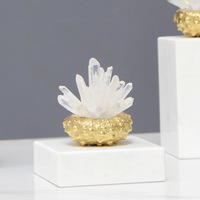 Sculpture décorative de luxe en cristal et or avec base en marbre ornement de table moderne pour salon bureau décor à la maison