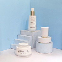 Set Kemasan Perawatan Kulit Mewah Berbahan Kaca Putih dengan Cetak Sablon Sutra, Botol Silinder 120ml Toner, 100ml Lotion, 40ml Serum, dan Jar Krim 50g
