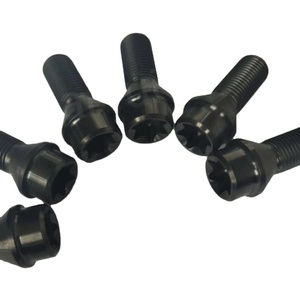 Boulons de roue à tête hexagonale usinés CNC GR5 avec rondelles, finition anodisée en aluminium pour pièces automobiles - Product Image 5