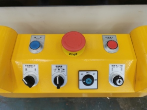 Punzonadora de aluminio con certificación ISO cnc, máquina de perforación con molde - Product Image 5