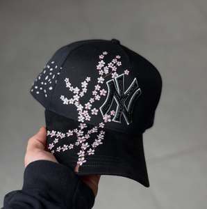 Cappellino da Baseball di Lusso in Metallo Nero <span class=keywords><strong>con</strong></span> Croce, Cappelli Rico Cristo Chrome Unisex Hip Hop <span class=keywords><strong>con</strong></span> Strass - Product Image 3