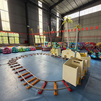 Train électrique sur rail miniature à batterie pour adultes et enfants, idéal pour les parcs d'attractions, les centres commerciaux et les aires de jeux.