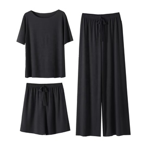 Set da <span class=keywords><strong>donna</strong></span> 3 pezzi <span class=keywords><strong>pigiama</strong></span> Cold Feel Shorts a manica corta 3 pz abbigliamento da notte estivo in seta ghiaccio <span class=keywords><strong>Oversize</strong></span> Homewear Loungwear - Product Image 2