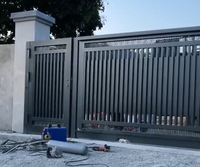 Portail coulissant en aluminium de haute qualité personnalisable avec rouleaux, portail électrique pour cour
