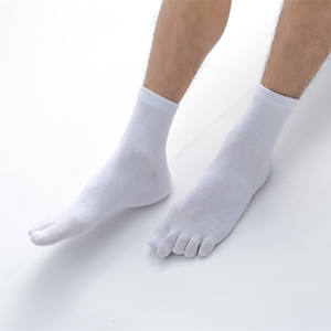 Personalizable de alta calidad cinco dedos 5 dedos calcetines atléticos transpirables tobillo Nylon cinco dedos calcetines con almohadilla de esponja - Product Image 4