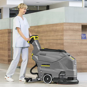 Autolaveuse monodisque commerciale Kärcher 43/25 C, modèle très demandé pour écoles, hôtels et supermarchés - Product Image 6