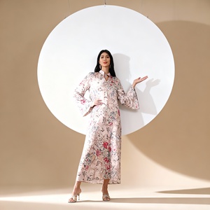 Robe Abaya élégante et luxueuse en polyester avec strass thermocollants pour femmes musulmanes, vente en gros, personnalisation OEM - Product Image 2