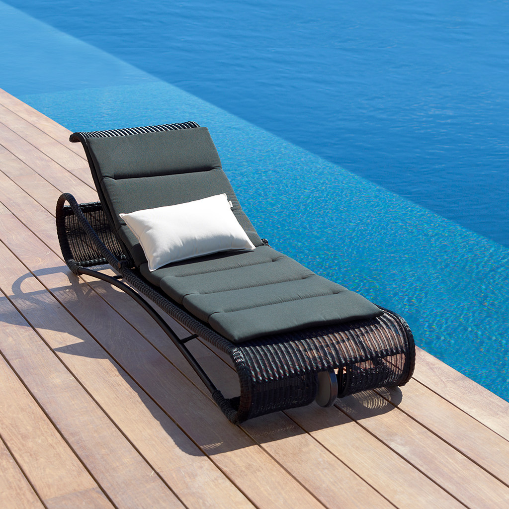 Lounge chair B