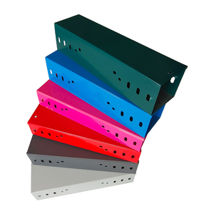 Bandeja de Cables de Acero con Recubrimiento en Polvo Rojo, Tamaño Personalizado, para Rutas de Cables Industriales, Resistente a la Corrosión - Product Image 1