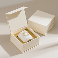 Boîte en papier personnalisable haut de gamme trois-en-un avec fermeture magnétique papillon, bougies parfumées, gaufrage noir et feuille d'or 2 mm