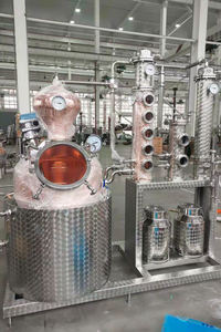 Colonne de distillation de 1000 litres avec équipement de distillation et PLC électrique pour la production d'<span class=keywords><strong>alcool</strong></span> utilisé dans la distillerie de <span class=keywords><strong>Baijiu</strong></span> - Product Image 4