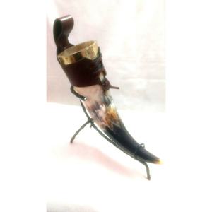 Cuerno vikingo natural de la mejor calidad, seguro para alimentos y sin fugas con soporte de cuero Vintage Craft - Product Image 1