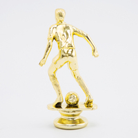 Pièces de trophées de joueur de football ABS plaqué or de haute qualité avec personnalisation GZ58