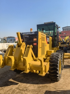 Used <b>CAT</b> 140H Motor Grader in Excellent Condition Cheap Used 140G 140H 140K with Low Work Hours for Sale - Product Image 2