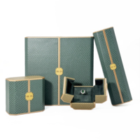 Emballage de bijoux en cuir PU haut de gamme pour bagues, bracelets, bracelets avec doublure en velours, boîtes à bijoux personnalisées à double porte