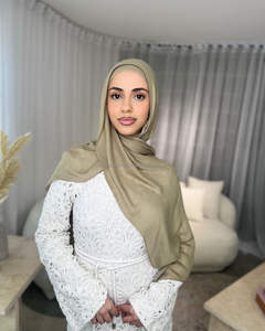 快適で高品質のプレーンレーヨンモーダルヒジャーブスカーフショールイスラム教徒のビスコースモーダルヒジャーブ女性 - Product Image 2