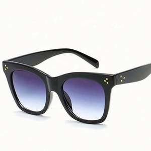 Gafas de Sol Cuadradas Vintage de Moda para Hombre y Mujer, Lentes Degradadas, Gafas de Sol de Ojo de Gato Extra Grandes - Product Image 3