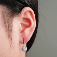 Vente en gros de bijoux en moissanite de haute qualité pour femmes, rondes, 0,5 ct, 1 ct, en argent 925, style hip-hop, diamants en moissanite fins