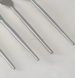 Juego de cubiertos de acero inoxidable y Plata mate 18/10 de lujo al por mayor, cubiertos y tenedores de diseño moderno de alta calidad para fiestas - Product Image 3