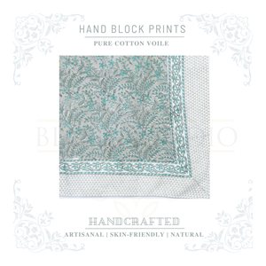 Sarong en coton imprimé à la main gris tourterelle et vert porcelaine pour femme, léger, idéal pour la plage et les vacances d'été - Product Image 4