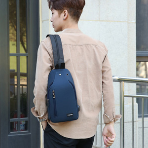 Bolso Bandolera Cruzado Antirrobo Impermeable para Hombre con Puerto de Carga USB, Nuevo Estilo Unisex al por Mayor - Product Image 1