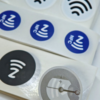 Étiquettes autocollantes NFC mini en papier 13,56 MHz personnalisées en usine, anti-métal, pour entrepôt