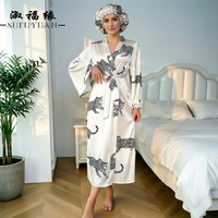 Robe en satin à imprimé léopard blanc P676 avec bonnet de nuit, col en V, ceinture, long kimono, vêtements de détente pour femmes, vêtements de nuit