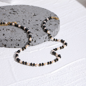 Elegante Collar de Perlas Abacus con Diseño Geométrico Redondo en Acero Inoxidable y Oro de 18k, Joyería de Moda para Mujer - Product Image 2