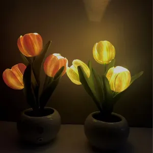 Decoración de hogar y oficina, lámpara de ambiente de luz cálida, lámpara de flores de tulipanes, lámpara de mesa de tulipanes LED, simulaciones de flores, luz Artificial