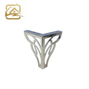 Patas de sofá de metal hueco con diseño floral dorado de 13 cm, precio de fábrica moderno, patas de hierro para muebles, económicas para sofá cama y armario - Product Image 1