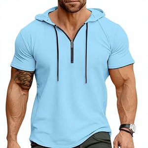 T-shirt à manches courtes à capuche bleu clair pour homme, coupe ajustée, tricoté, couleur unie, séchage rapide, style décontracté et sportif - Product Image 1