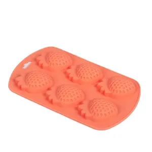 Bpa free Heat Resistant Reusable Cute Mould Personalized Strawberry Shape Silicone Mold For Baking Chocolate Cake