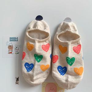 Jingwen all'ingrosso graziosi Graffiti colorati amore Silicone non cadrà da calzini scollati - Product Image 6