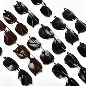 <span class=keywords><strong>De</strong></span> descuento al por mayor <span class=keywords><strong>gafas</strong></span> <span class=keywords><strong>de</strong></span> <span class=keywords><strong>sol</strong></span> polarizadas <span class=keywords><strong>de</strong></span> diseñador <span class=keywords><strong>de</strong></span> moda <span class=keywords><strong>de</strong></span> uv400 <span class=keywords><strong>gafas</strong></span> <span class=keywords><strong>de</strong></span> <span class=keywords><strong>sol</strong></span> - Product Image 5