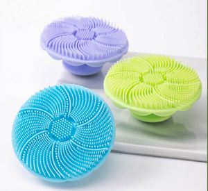 Silicone <b>Face</b> <b>Scrubber</b> for Men & Women, Flower Shaped Facial Cleansing Brush, Manual Pore Cleanser Exfoliating Pad Massage Tool - Product Image 3