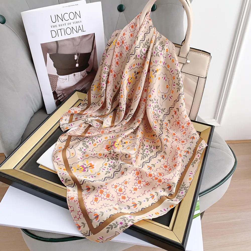Lenços de seda personalizados para mulheres, lenço de cetim com estampa floral 70x70cm, lenço de poliéster para mulheres, elegantes, atacado, 2024