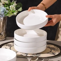 Assiettes nordiques en céramique blanches pures à fond profond, résistantes au micro-ondes, avec décor sous glaçure coloré, pour usage domestique – Offre Spéciale
