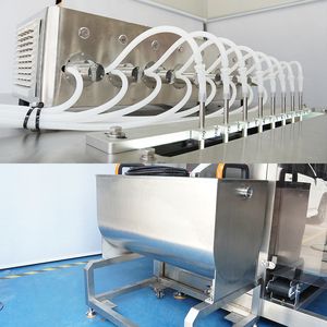 Machine d'emballage verticale automatique multi-lignes pour sachets de solution buccale et de bain de bouche - Product Image 5