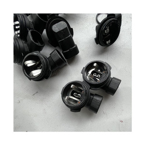 MAXTRUCK Truck Lampen fassung Nebels chein werfer halter für SC P-, G-, R-, T-Serie - Product Image 1