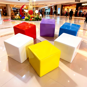 Siège de piscine en fibre de verre, chaise de repos publique extérieure pour centre commercial, tabouret sculptural créatif pour site touristique - Product Image 1