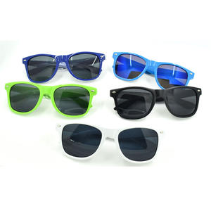 <span class=keywords><strong>BLACK</strong></span> <span class=keywords><strong>FRIDAY</strong></span> BON MARCHÉ Logo personnalisé promotionnel UV400 Mode à la mode femmes hommes nuances lunettes de soleil lunettes de soleil - Product Image 1