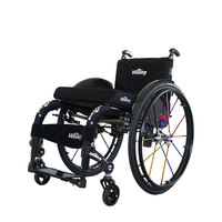 Fauteuil roulant sport pliable en alliage d'aluminium et de magnésium 8801 à dégagement rapide, personnalisé avec protection en fibre de carbone pour adultes
