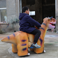 Scooter électrique dinosaure Triceratops violet en plastique, à monnayeur, pour enfants, avec siège sécurisé, pour usage intérieur et extérieur
