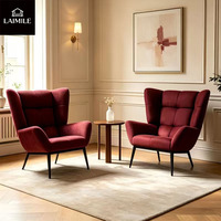 Fauteuil lounge confortable en velours rembourré à dossier haut de style nordique, idéal pour le salon, la chambre ou la salle d'accueil