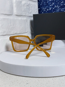 <span class=keywords><strong>แว่น</strong></span><span class=keywords><strong>กันแดด</strong></span>ทรงสี่เหลี่ยม UV400สำหรับอุตสาหกรรมกระจกสีชมพูสีเหลืองสวมใส่สบายสำหรับกันแดดบนท้องถนน - Product Image 3