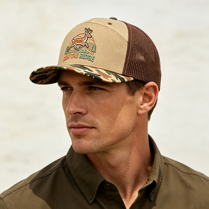 Casquette de camionneur personnalisée en toile brodée avec logo Run for Deer, visière camouflage et filet pour la chasse estivale en extérieur - Product Image 1