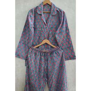 ชุดนอนผ้าฝ้ายพิมพ์ลายสำหรับผู้หญิง ชุดนอนนุ่มสบาย ระบายอากาศได้ดี ชุดลำลอง ชุดอยู่บ้าน ชุดนอนสองชิ้นทันสมัย - Product Image 4