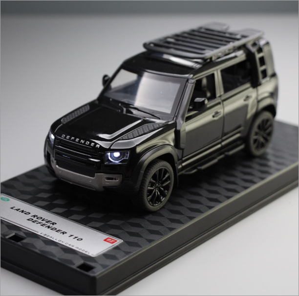 1/32 Land Rover Defender negro