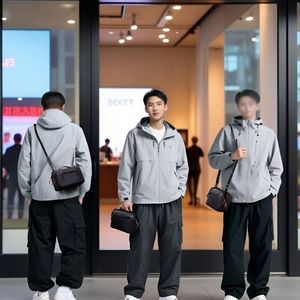 กระเป๋าเก็บของดิจิตอลอเนกประสงค์สีส้มสำหรับการเดินทางและการท่องเที่ยวพร้อมซิปปิด - Product Image 3